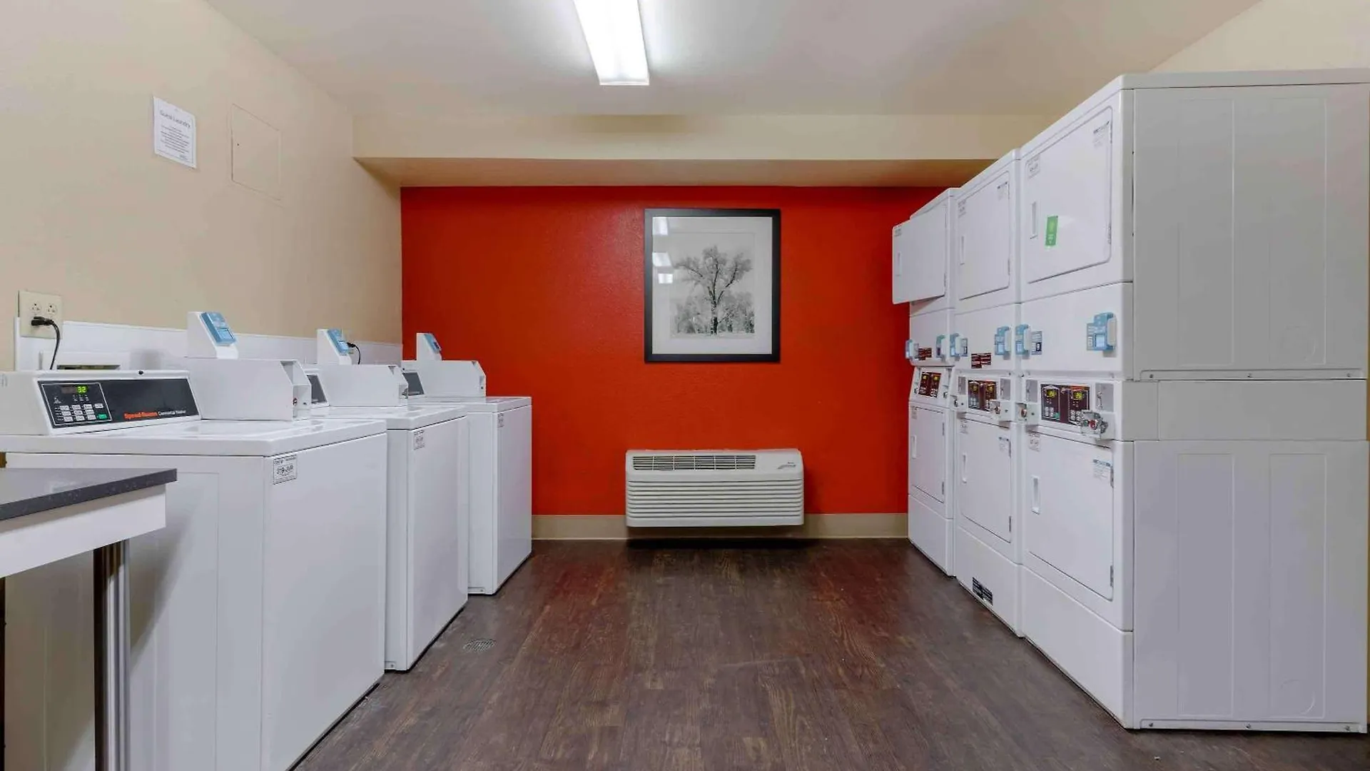Mainstay Suites Las Vegas Flamingo 2*,  United States