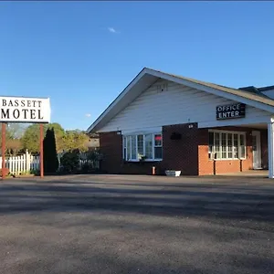 ** Motel Bassett United States