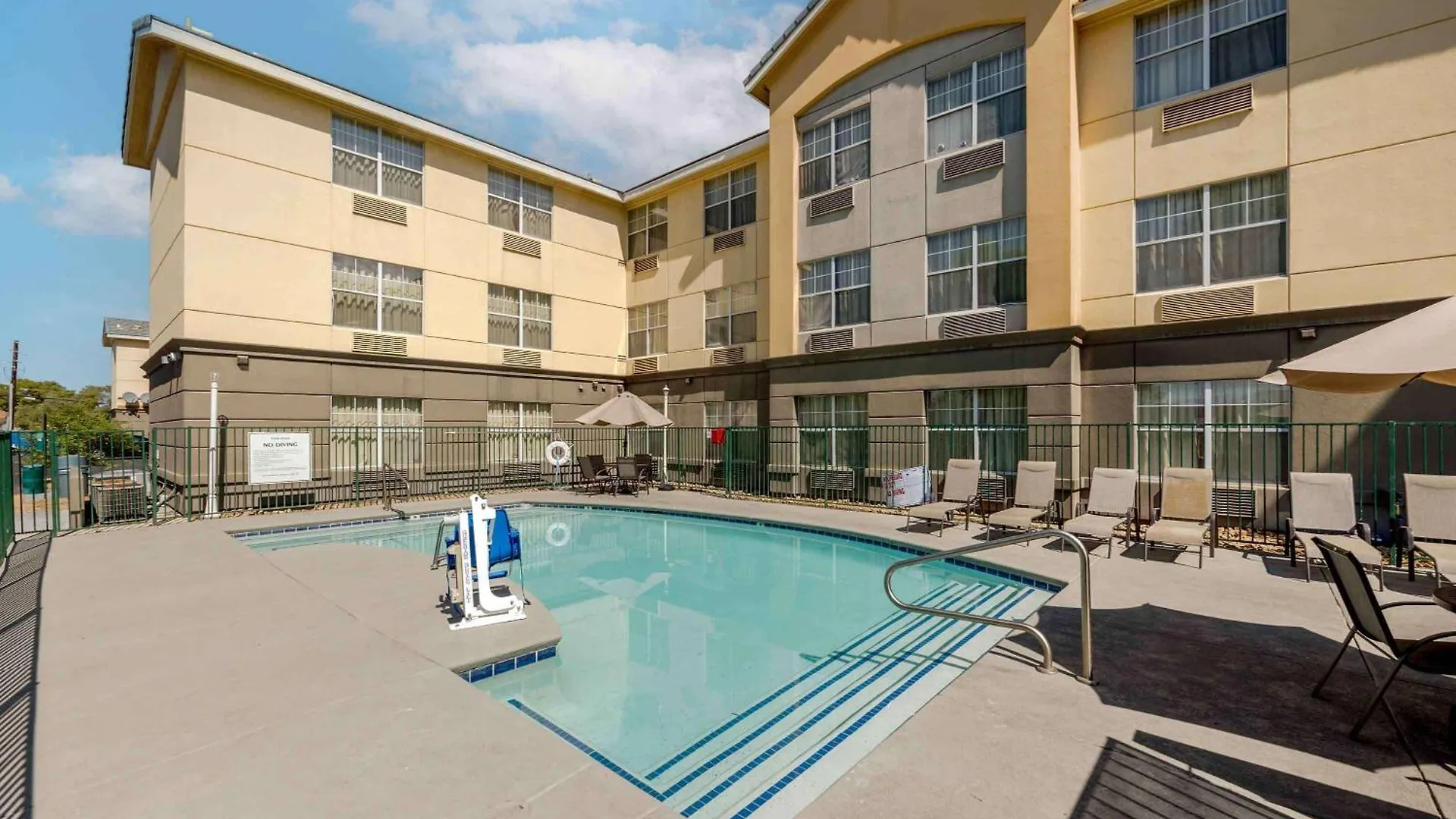 Mainstay Suites Las Vegas Flamingo