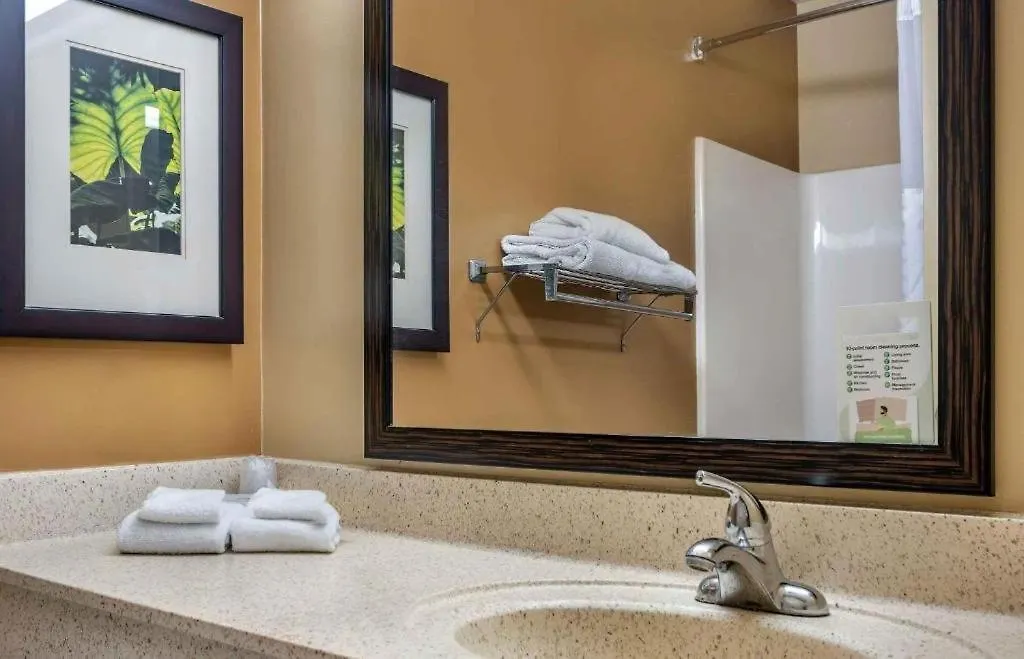 Mainstay Suites Las Vegas Flamingo Hotel