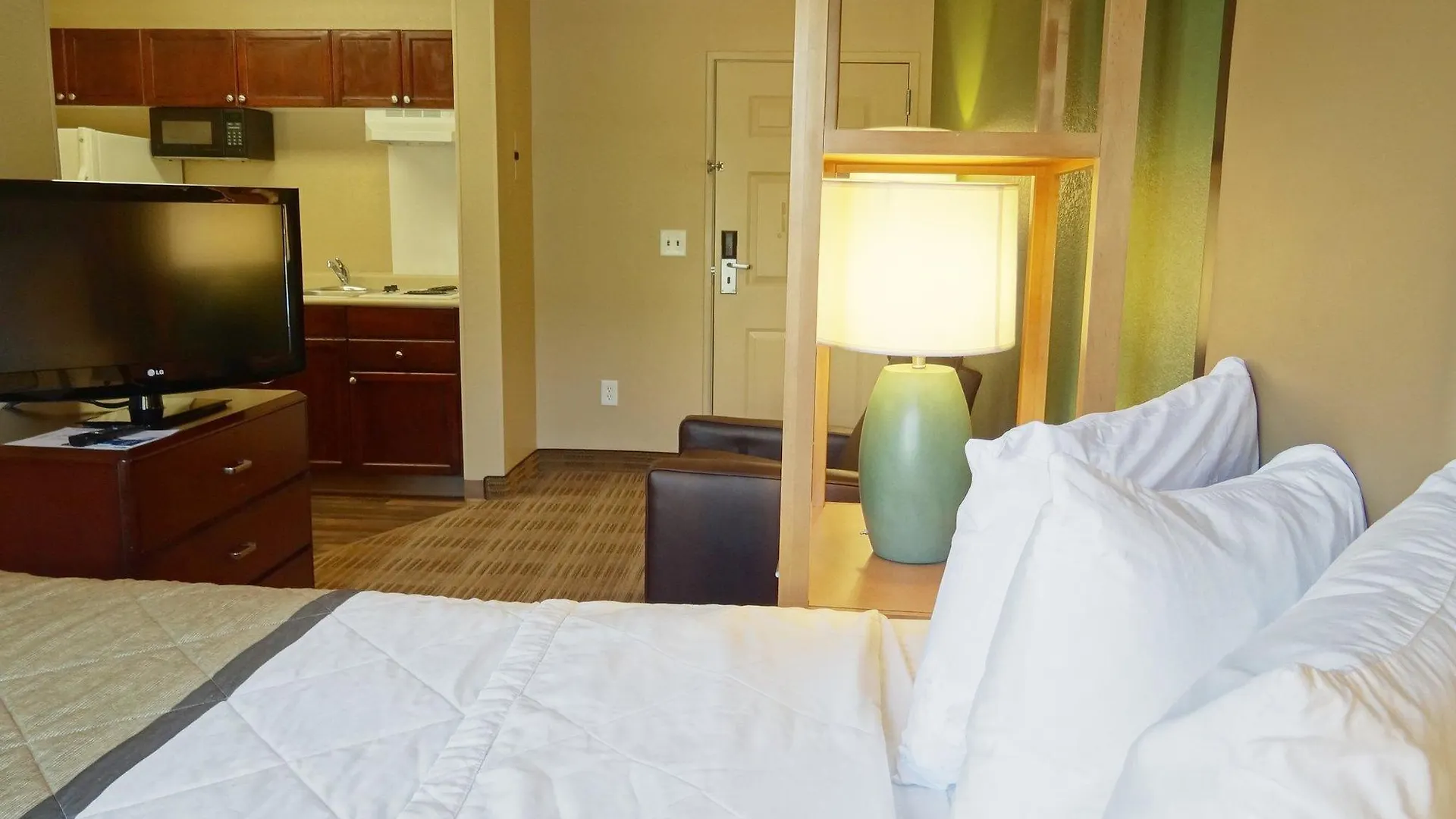 Mainstay Suites Las Vegas Flamingo Hotel
